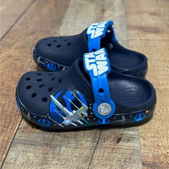 CROCS Star Wars Shoes Children C7 Kids Blue Clog Light Luke Skywalker Saber Rare - Picture 8 of 10